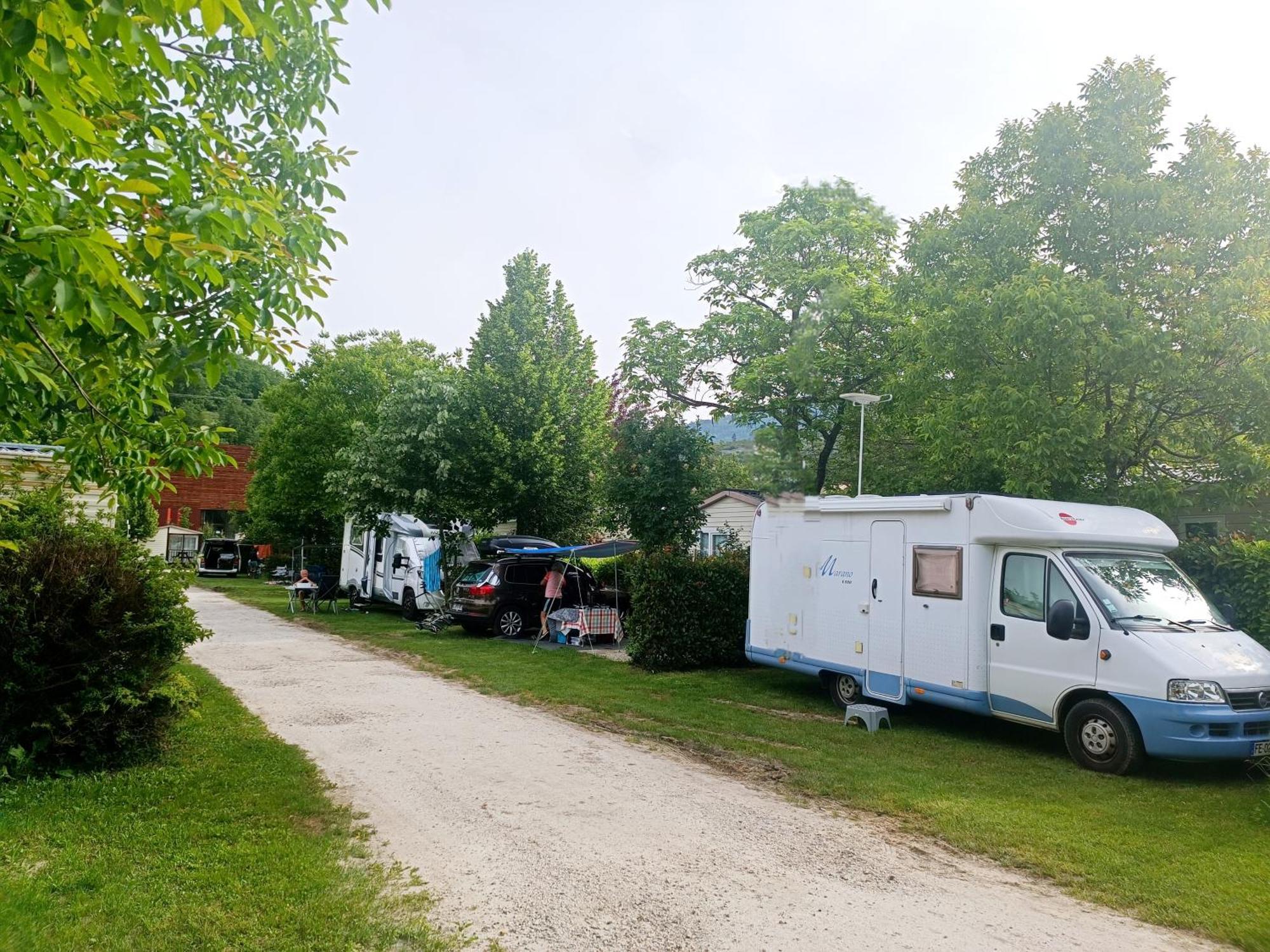 Camping Les Lavandes, Castellane Buitenkant foto